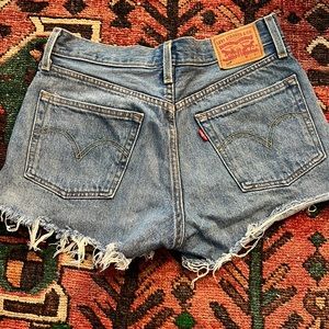 Levi’s High Waisted Jean Shorts - 501